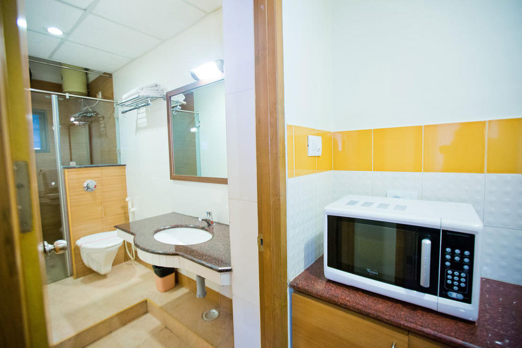 Malles Manotaa Chennai Dış mekan fotoğraf